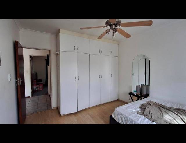 2 BEDROOM PROPERTY TO RENT IN SILVER OAKS